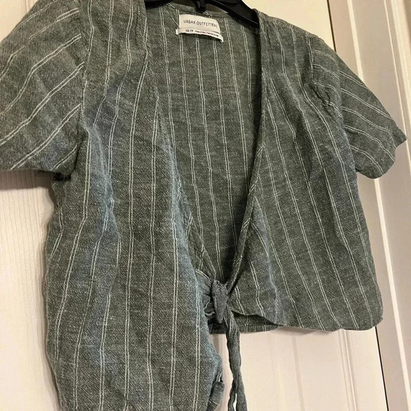 Urban outfitters crop top size xs - Picture 2 of 4